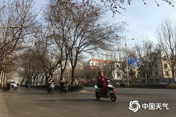 寒潮来袭!河北将迎大雪大风降温,局地降温超12℃ 寒潮来袭!河北将迎大雪大风降温,局地降温超12℃